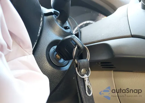 2010 Honda Accord 2.4 Lx z USA, uszkodzony, nr VIN 1HGCP2F34AA099084